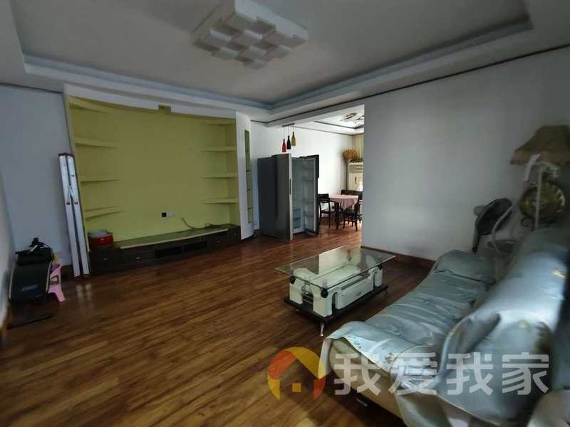 瑞香园 南北通透，采光好 装修好，环镜优美 近地铁 中间楼层