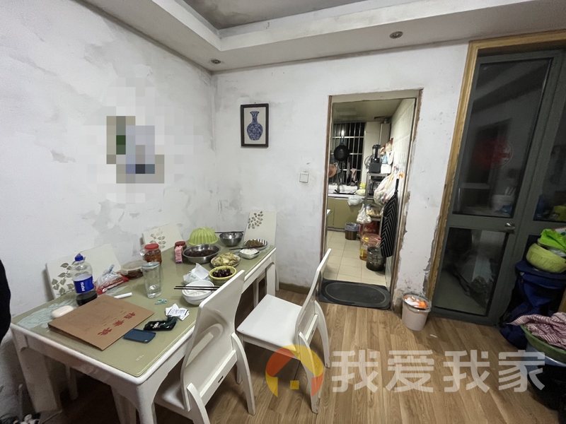 南昌我爱我家凤凰城二期凤翔苑 南北通透，采光好 装修好，环镜优美 近地铁 周边匹套完善，，出行方便