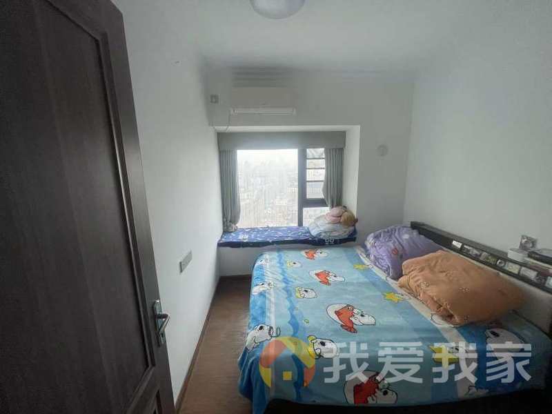 南昌我爱我家碧桂园城央书院 南北通透，采光好 装修好，环镜优美 中间楼层