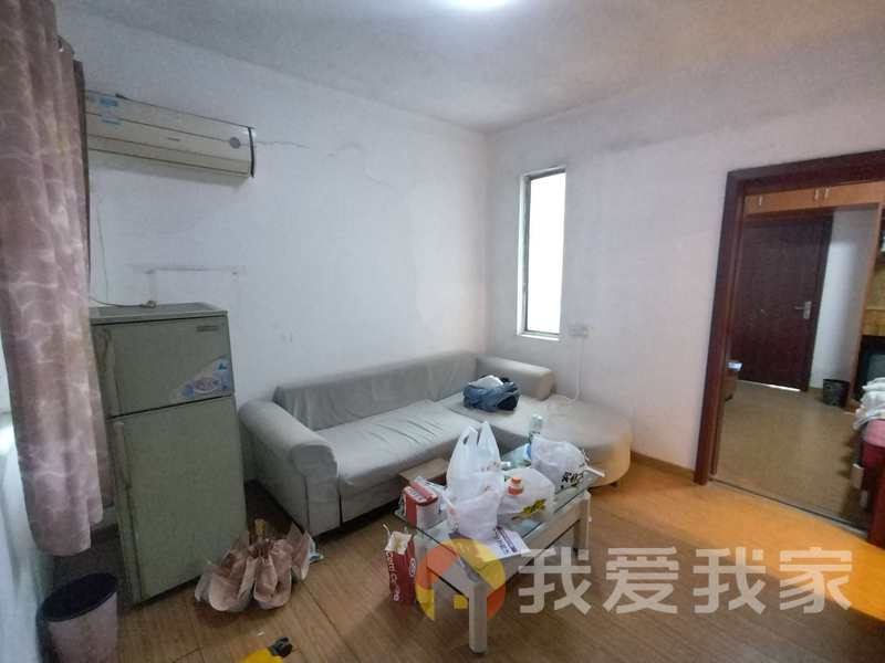 南昌我爱我家平安象湖风情 南北通透，采光好 装修好，环镜优美 周边匹套完善，，出行方便
