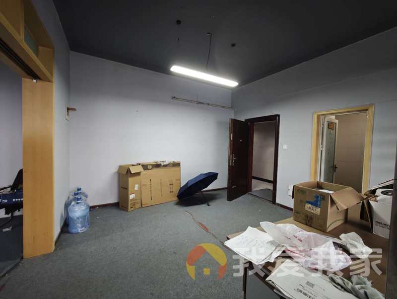 明珠广场 装修好，环镜优美 视野好，诚心出租