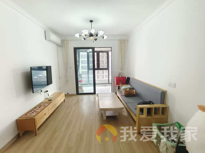 房东诚心出售，品质楼盘，楼层好，看中价格有谈