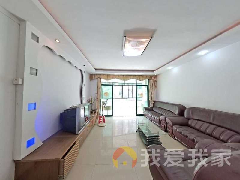 澄湖经典 南北通透，采光好 装修好，环镜优美 中间楼层