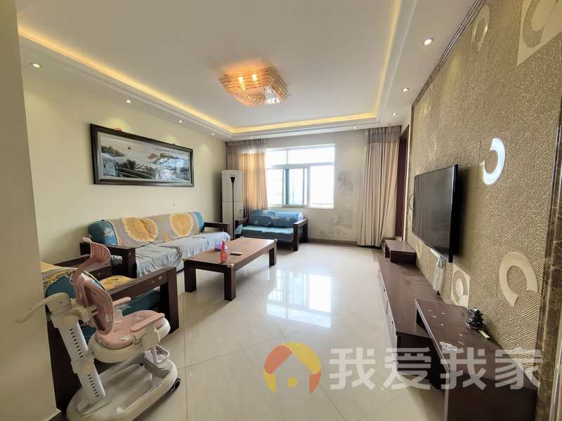 离省政府大院很近  地铁一号线丁公路北很近  育新很近的三房