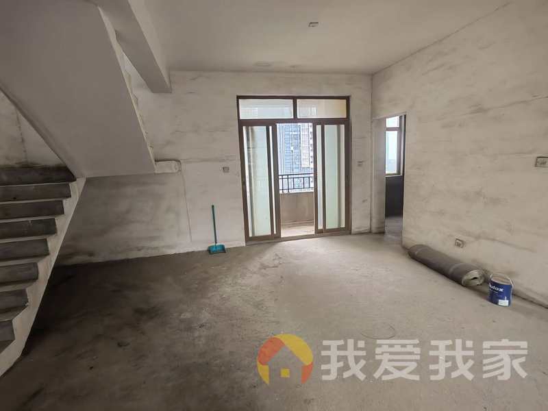 南昌我爱我家联泰香域滨江 南北通透，采光好 近地铁 视野好，诚心出售
