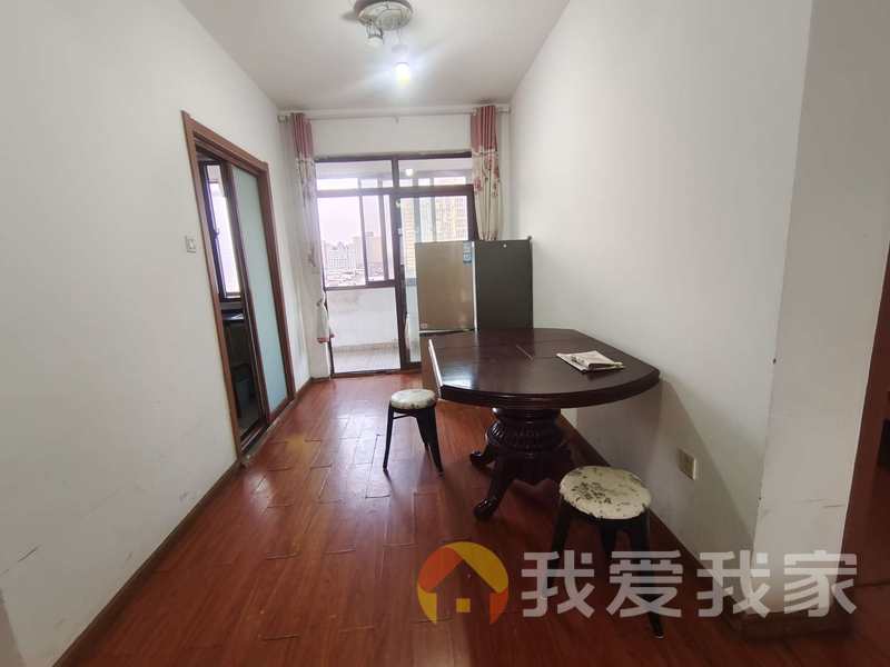 安石路 南北通透，采光好 装修好，环镜优美 视野好，诚心出售