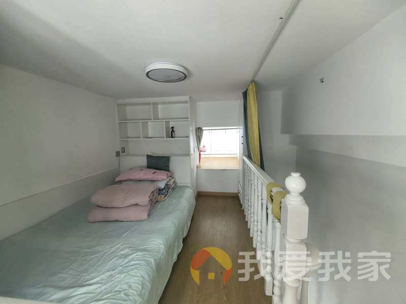 南昌我爱我家地铁口旁的精装小复式 总价低 自住投资都适合