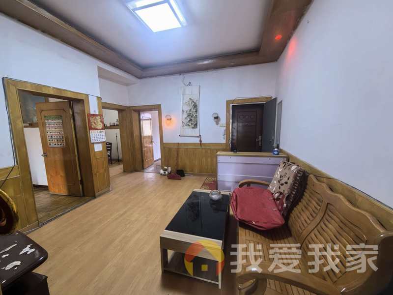 北京西路省政府大院丁公路北站旁 3室 房间大