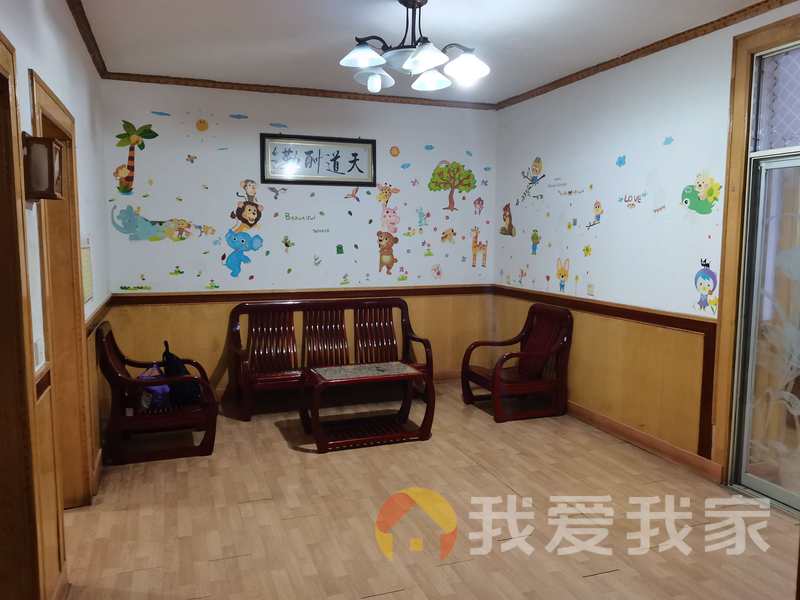 明星集团 南北通透，采光好 视野好，诚心出租