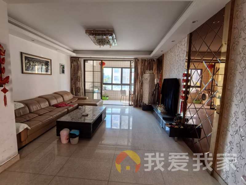 南昌我爱我家溪湖春天 南北通透，采光好 装修好，环镜优美 视野好，诚心出售