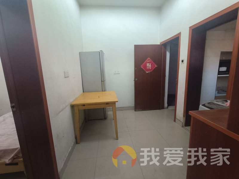 铁路七村 南北通透，采光好 装修好，环镜优美 视野好，诚心出租