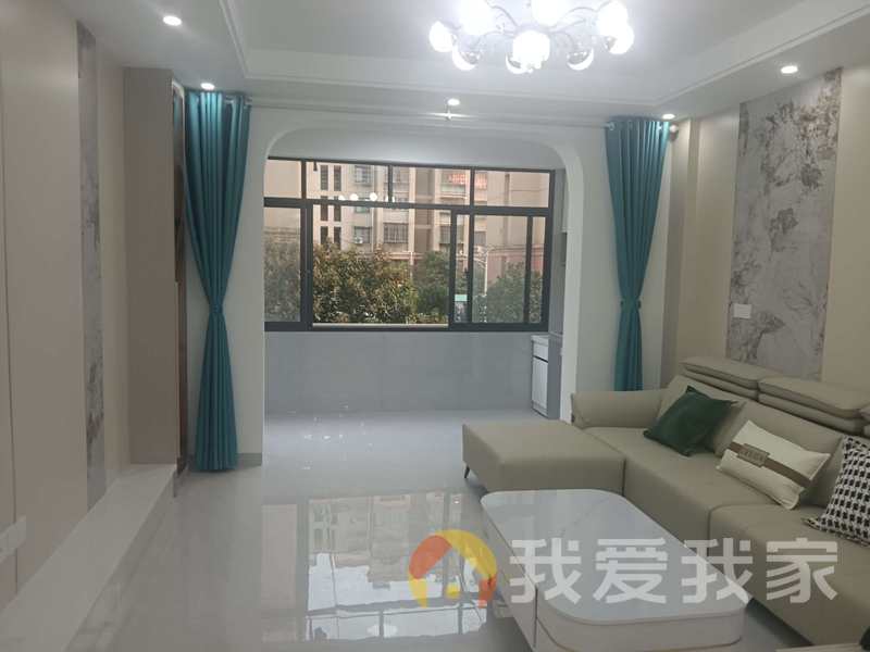 金嘉名筑 南北通透，采光好 装修好，环镜优美 视野好，诚心出售