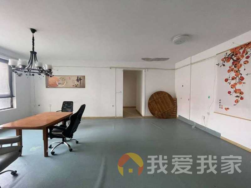 南昌我爱我家明园九龙湾141改四房，地铁口，南师附小外国语学校，国体中心