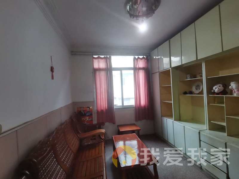 站前西路 南北通透，采光好 视野好，诚心出租