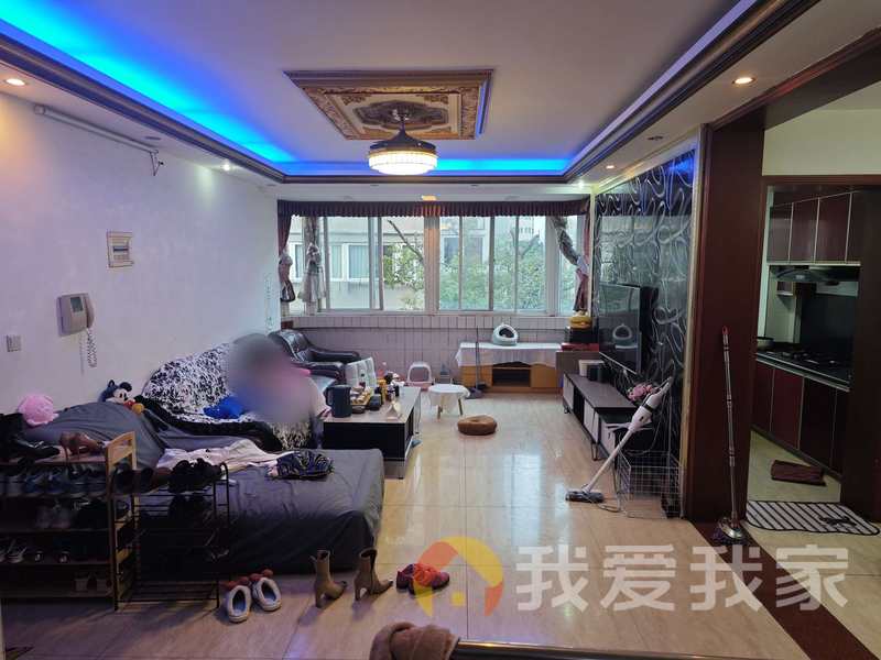 南昌我爱我家万福园 南北通透，采光好 中间楼层