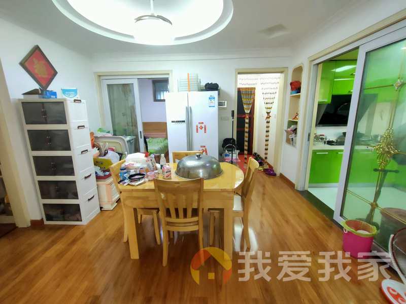 南昌我爱我家地中海阳光 南北通透，采光好 装修好，环镜优美 近地铁 周边匹套完善，，出行方便