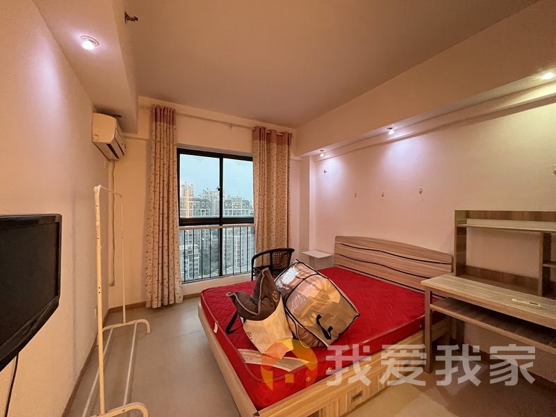 南昌我爱我家梵顿公馆启航社 南北通透，采光好 装修好，环镜优美 近地铁 视野好，诚心出售