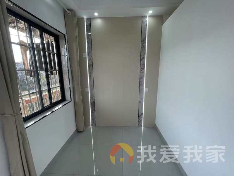 顺外路238号三波宿舍 南北通透，采光好 装修好，环镜优美 近地铁 视野好，诚心出售