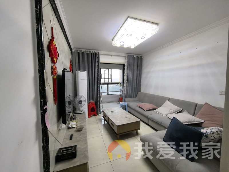 新力银湖湾 南北通透，采光好 装修好，环镜优美 周边匹套完善，，出行方便