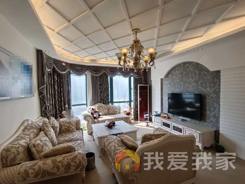 南昌我爱我家正荣大湖之都凌湖峰 南北通透，采光好 装修好，环镜优美 近地铁 视野好，诚心出售