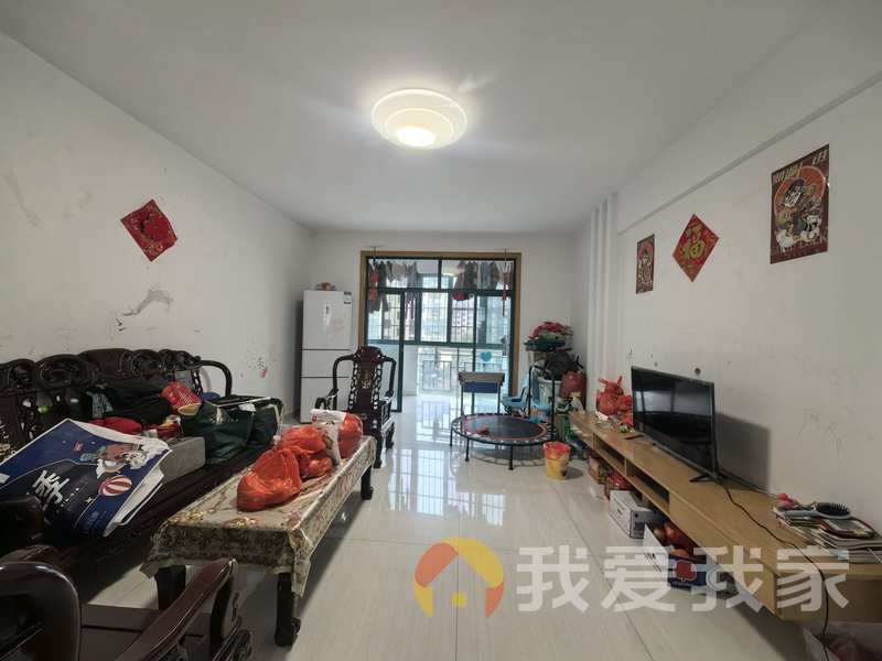 南昌我爱我家南北通透，近地铁 ，全天阳光 南北通透，近地铁 ，全天阳光