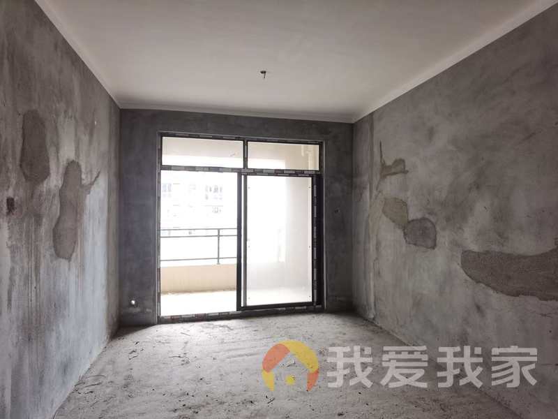 南昌我爱我家合一中央城（御龙湾花园） 南北通透，采光好 视野好，诚心出售