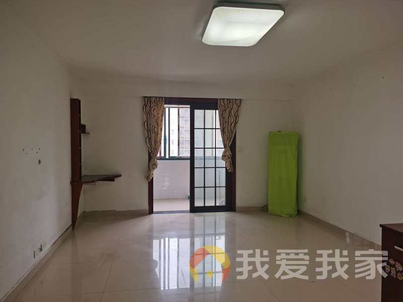 南昌我爱我家城市溪地 南北通透，采光好 装修好，环镜优美 视野好，诚心出售