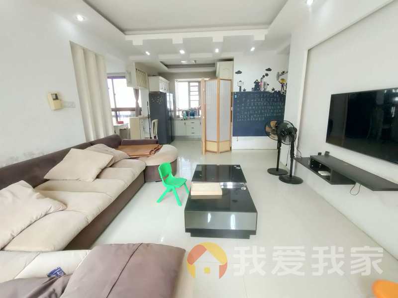 南昌我爱我家联泰香域尚城 南北通透，采光好 装修好，环镜优美 近地铁 中间楼层