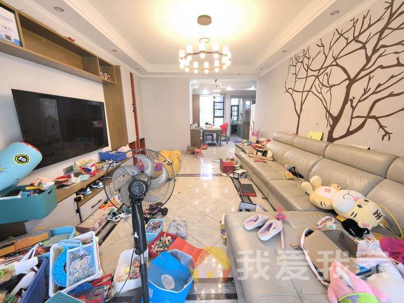 南昌我爱我家汇仁阳光花园三期 南北通透，采光好 装修好，环镜优美 周边匹套完善，，出行方便