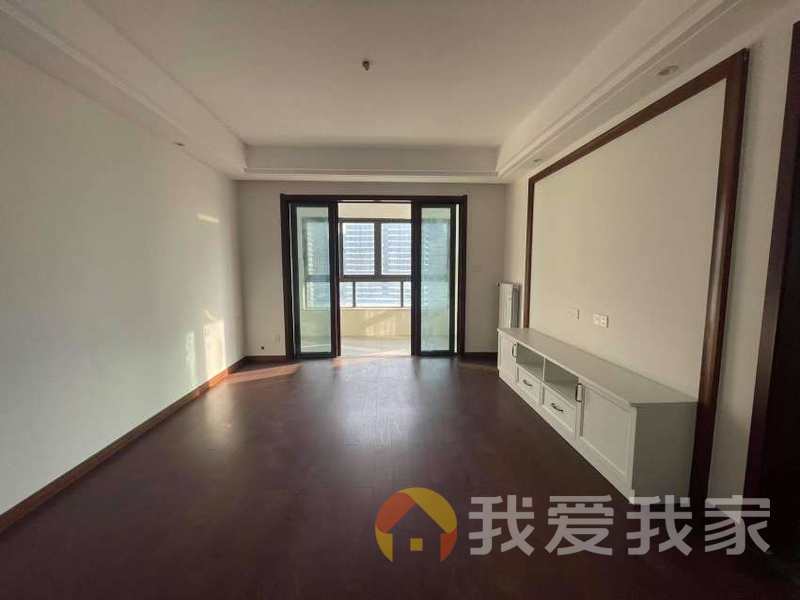 赣铁九珑府（玉栊苑和园） 南北通透，采光好 装修好，环镜优美 近地铁 中间楼层