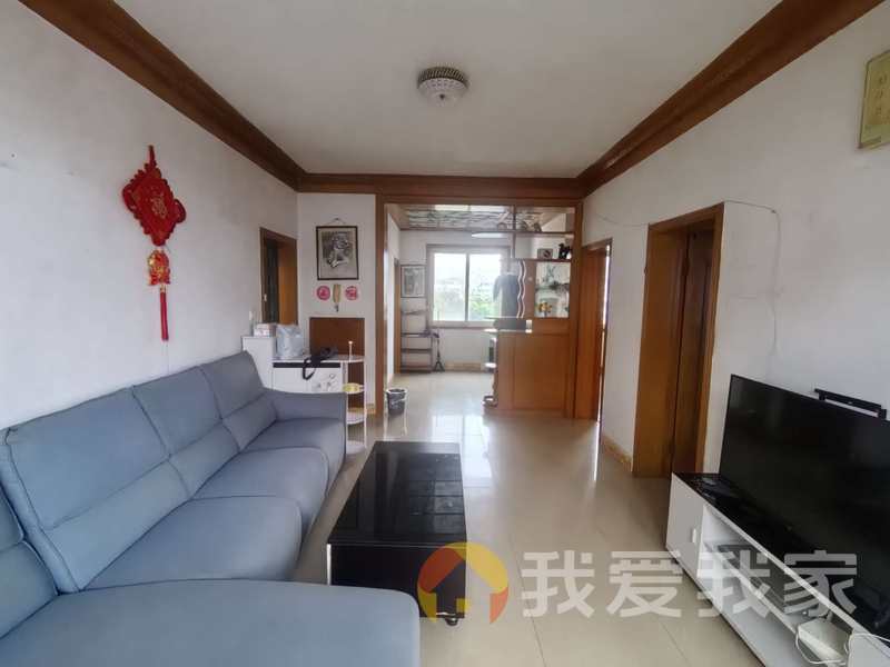 青云水厂宿舍 南北通透，采光好 装修好，环镜优美 视野好，诚心出售