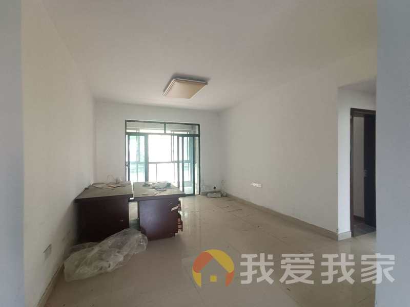 南昌我爱我家路通沁园 南北通透，采光好 近地铁 周边匹套完善，，出行方便