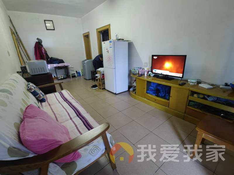 南昌我爱我家三经路 南北通透，采光好 装修好，环镜优美 视野好，诚心出售