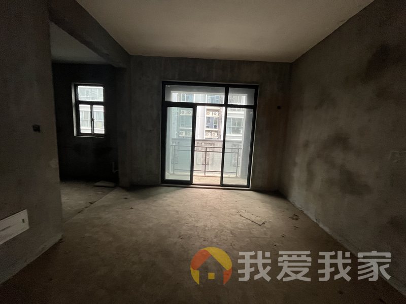 伟梦清水湾昱璧庭 南北通透，采光好 视野好，诚心出售