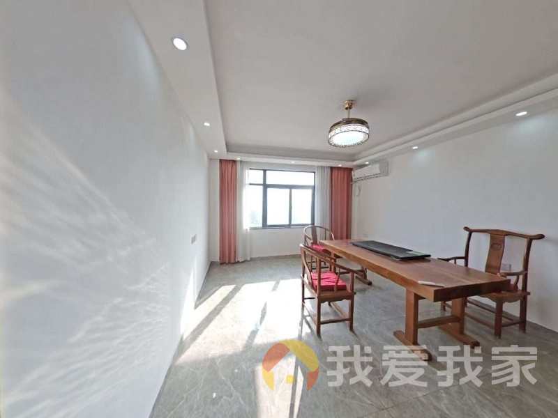 南昌我爱我家银亿上尚城二期 南北通透，采光好 装修好，环镜优美 视野好，诚心出售