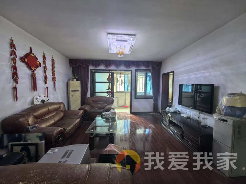 岔道口西路邮电宿舍(电信宿舍) 南北通透，采光好 装修好，环镜优美 近地铁 视野好，诚心出售