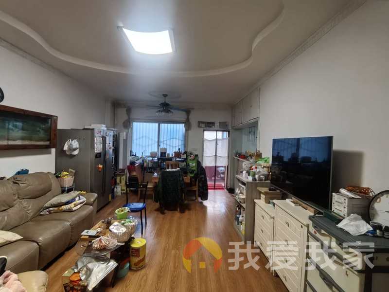 广场南路6号农行宿舍 南北通透，采光好 装修好，环镜优美 近地铁 视野好，诚心出售