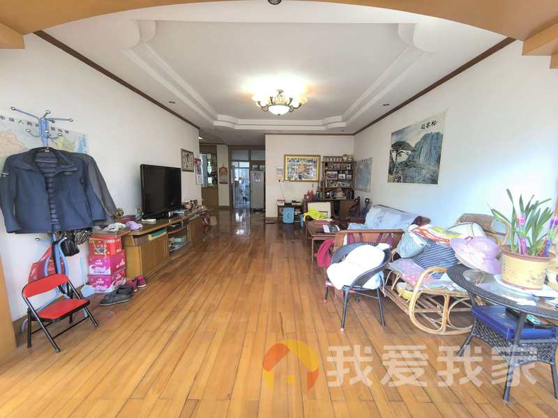 送变电宿舍 南北通透，采光好 装修好，环镜优美 近地铁 中间楼层