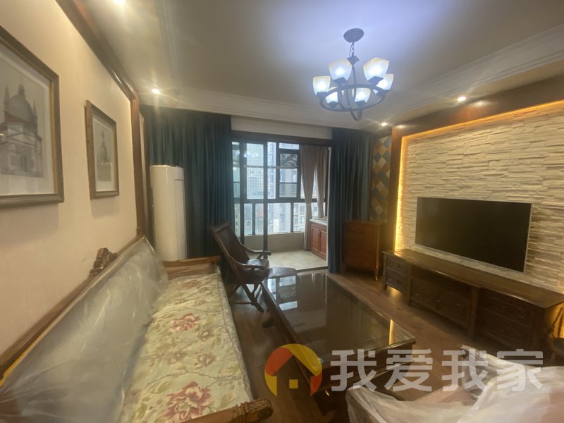 南昌我爱我家莱蒙都会南区 南北通透，采光好 装修好，环镜优美 近地铁 周边匹套完善，，出行方便