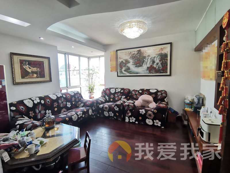 南昌我爱我家东方塞纳 南北通透，采光好 装修好，环镜优美 近地铁 中间楼层
