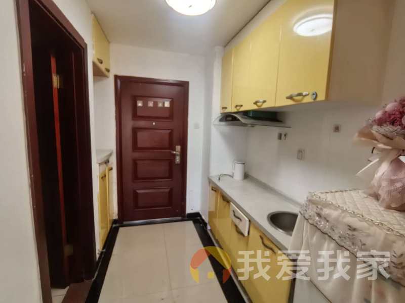 胜利广场（招银大厦） 南北通透，采光好 装修好，环镜优美 视野好，诚心出售
