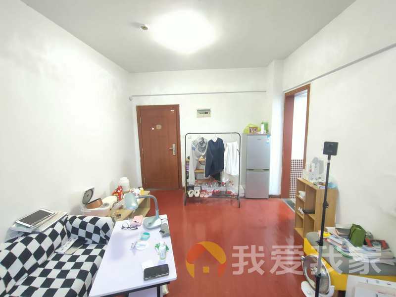 南昌我爱我家联泰金中环（香域尚城） 南北通透，采光好 装修好，环镜优美 近地铁 视野好，诚心出售