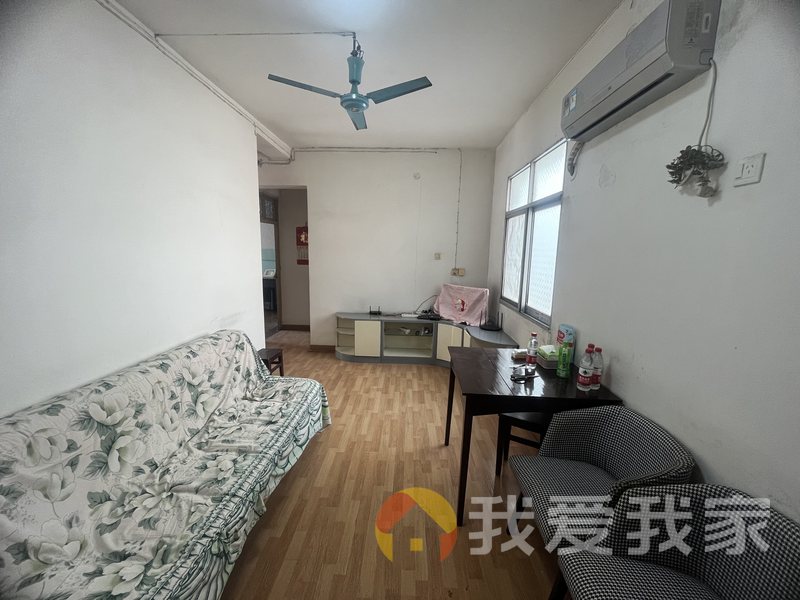 永外正街158号一附院宿舍 南北通透，采光好 装修好，环镜优美 视野好，诚心出售