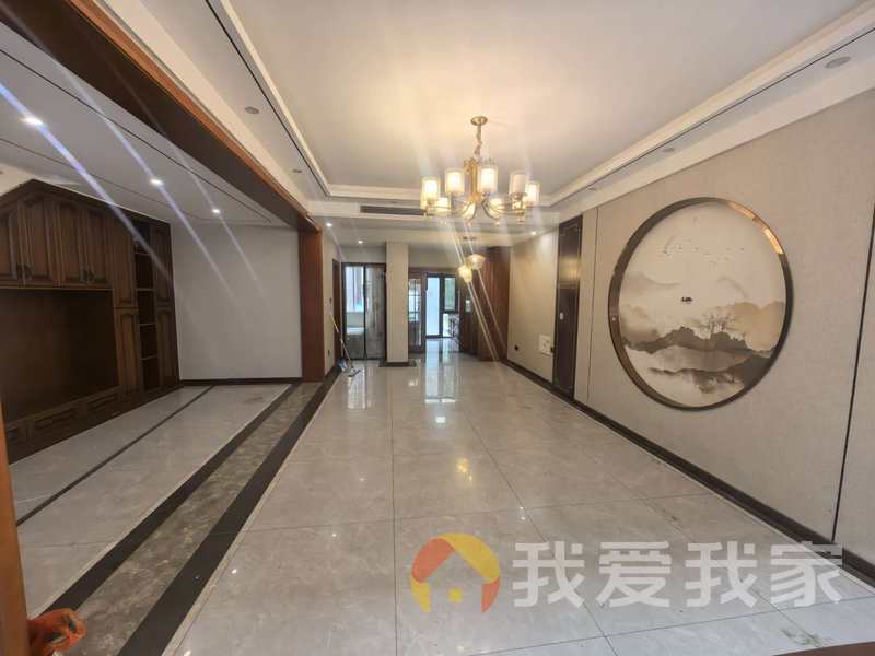 南昌我爱我家力高滨湖国际 南北通透，采光好 装修好，环镜优美 周边匹套完善，，出行方便