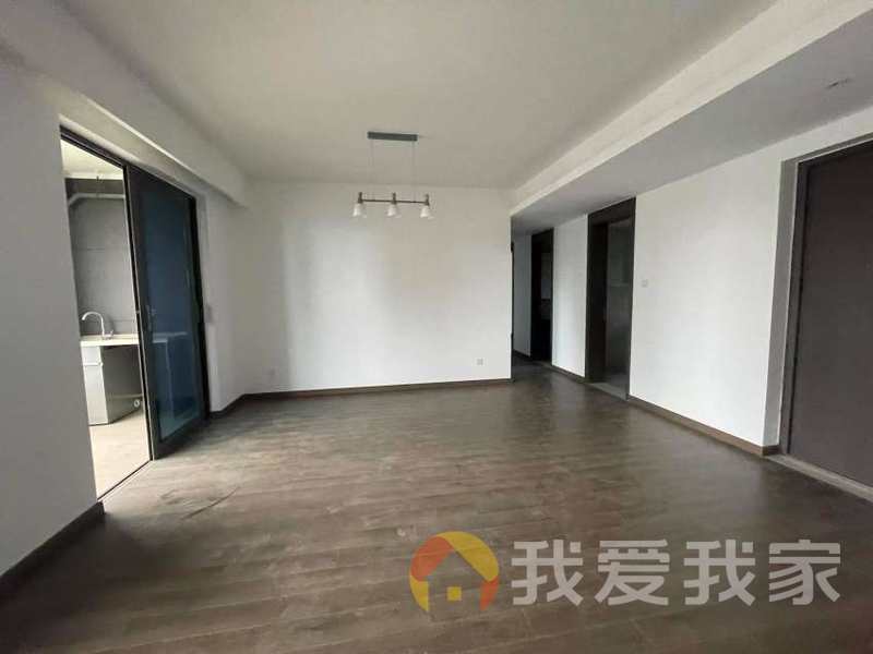 南昌我爱我家外国语书包！新力标杆著作！带车位，价格可谈