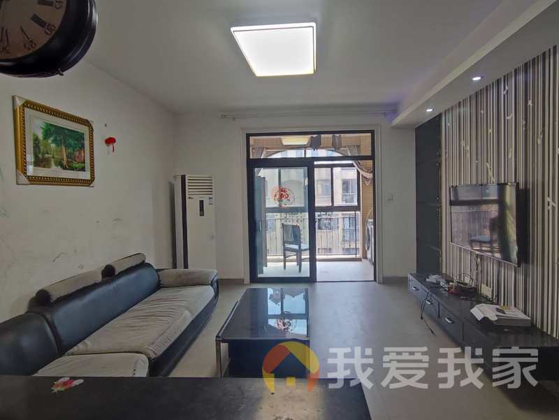 力高国际城一期巴塞罗那 南北通透，采光好 装修好，环镜优美 视野好，诚心出租