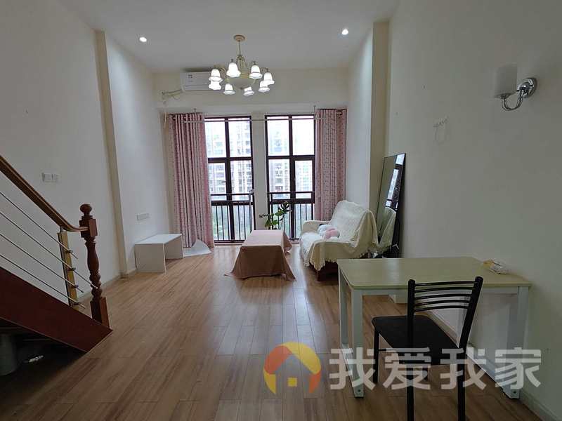 艾溪康桥 南北通透，采光好 装修好，环镜优美 周边匹套完善，，出行方便