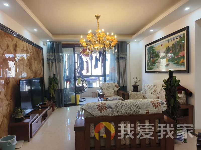南昌我爱我家正荣御峯 南北通透，采光好 装修好，环镜优美 周边匹套完善，，出行方便