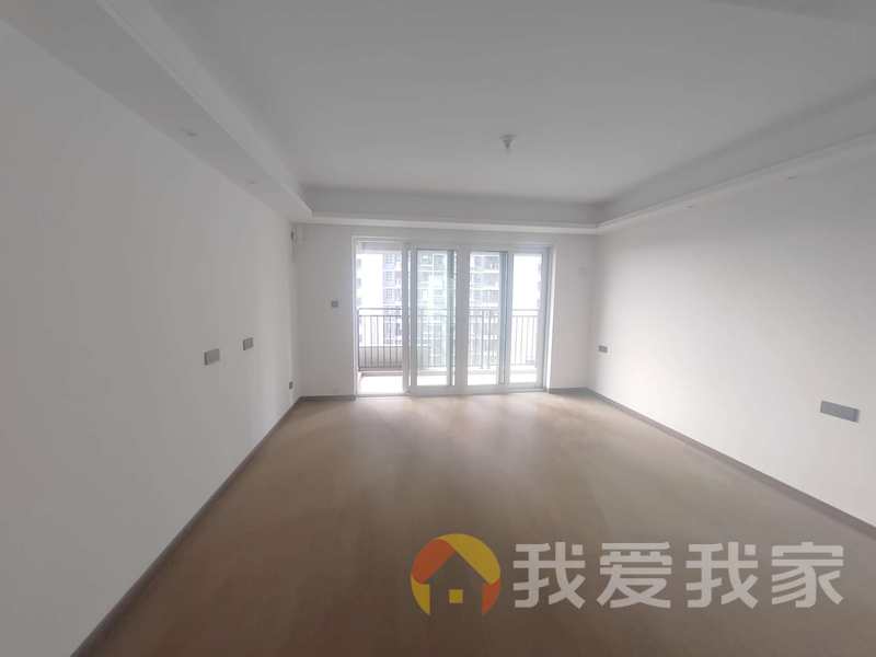南昌我爱我家联发万科海上明月 南北通透，采光好 装修好，环镜优美 视野好，诚心出售