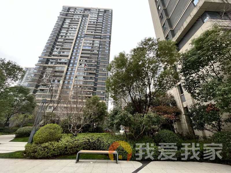 南昌我爱我家富力银禧悦城（盛悦居） 南北通透，采光好 装修好，环镜优美 中间楼层